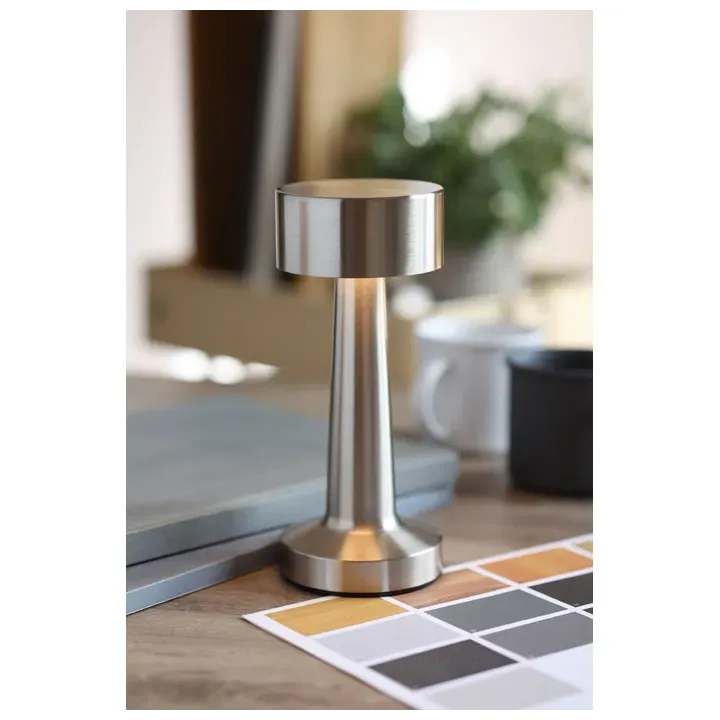 Rechargeable iron table lamp - MO2478 (MOCN#16)